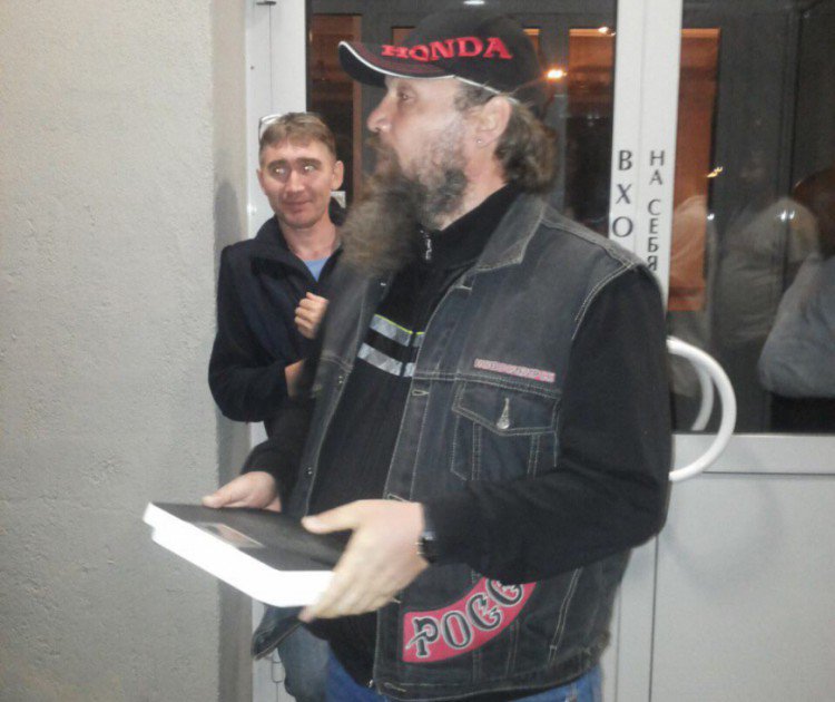 Как Антимайдан троллит "Парнас" в Новосибирске Как Антимайдан троллит "Парнас" в Новосибирске