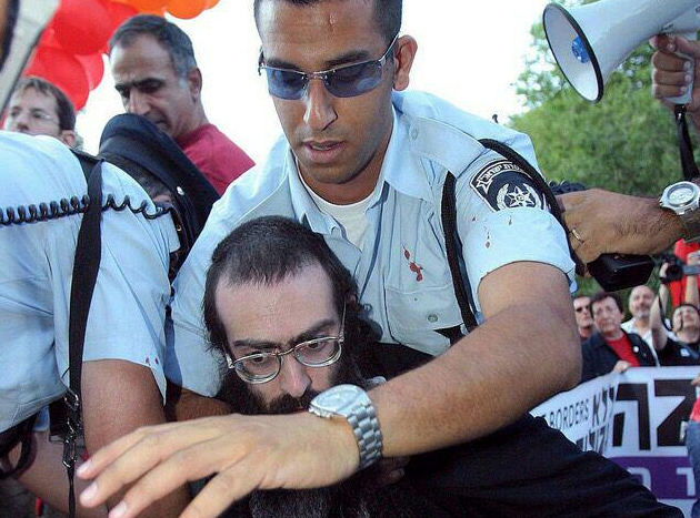 Во, и евреев довели.. Во, и евреев довели..