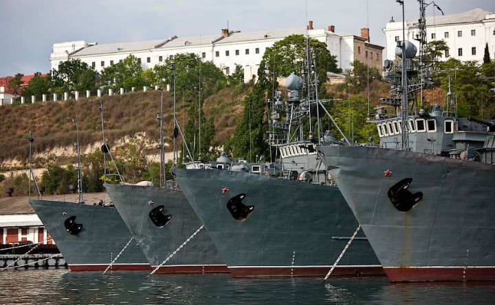 Крым: доходы и расходы