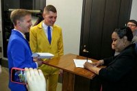 В добрый час, украинский пиар-ас! 