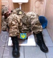 Пьяные бойцы "АТО" на улицах Киева 