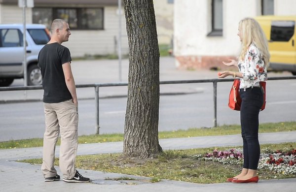 Эксперимент: можно ли в Нарве обойтись только эстонским языком