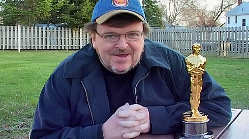 Мятеж в «золотой клетке», или Майкл Мур Мятеж в «золотой клетке», или Майкл Мур