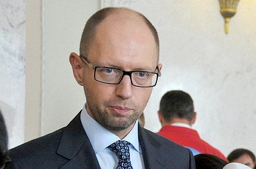 «Не заплатил за газ или за электроэнергию? — возбуждайте уголовное дело», — Яценюк