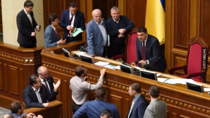 Донбасс не получит особого статуса Донбасс не получит особого статуса