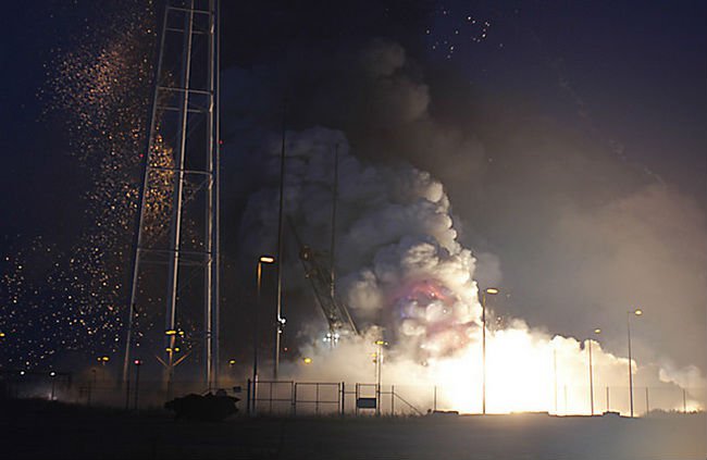 Санкции санкциями, а российские двигатели США все же закупает Санкции санкциями, а российские двигатели США все же закупает