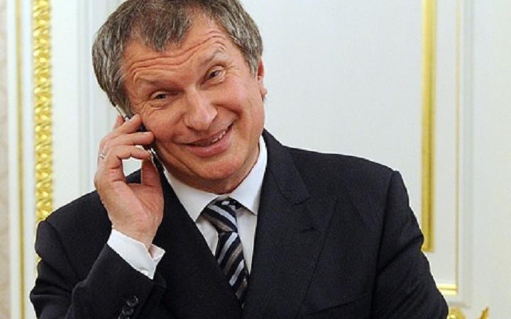 «Роснефть» грозит Путину: дорогой бензин и всепожирающая маржа «Роснефть» грозит Путину: дорогой бензин и всепожирающая маржа