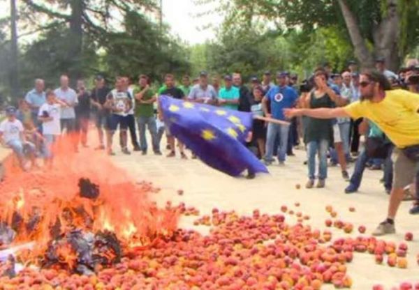 Смерть рядового персика Смерть рядового персика