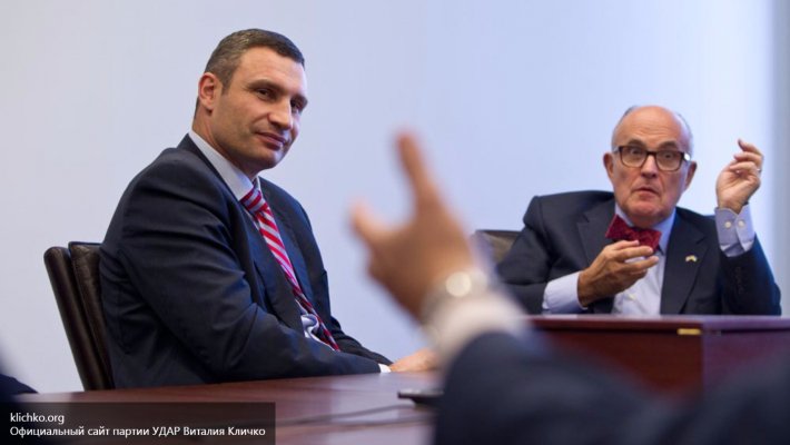 Победу Кличко на выборах обеспечит команда «домовых» на содержании Победу Кличко на выборах обеспечит команда «домовых» на содержании