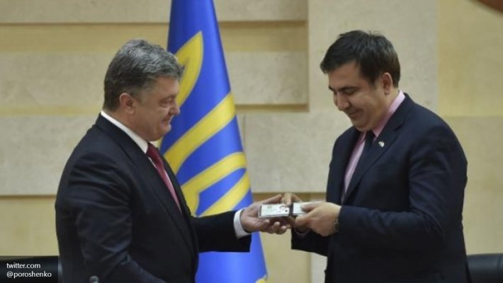 Яценюка сливают, Саакашвили станет новым премьром Украины — политолог Яценюка сливают, Саакашвили станет новым премьром Украины — политолог