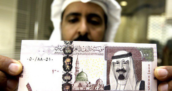 Саудовская Аравия готовится к "валютным войнам" Саудовская Аравия готовится к "валютным войнам"