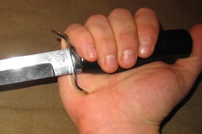 Каратель зарезал переселенца из Луганска за правду о войне на Донбассе Каратель зарезал переселенца из Луганска за правду о войне на Донбассе