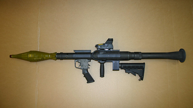 Полиция задержала мужчину с гранатометом в московском метро