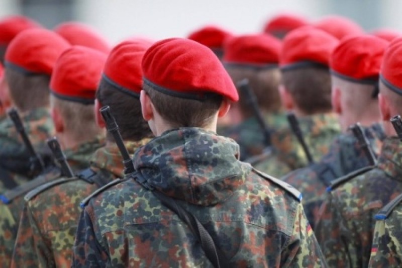 НАТО хотело напугать Россию а село в лужу НАТО хотело напугать Россию а село в лужу