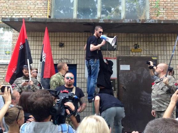 Украина: дна нет