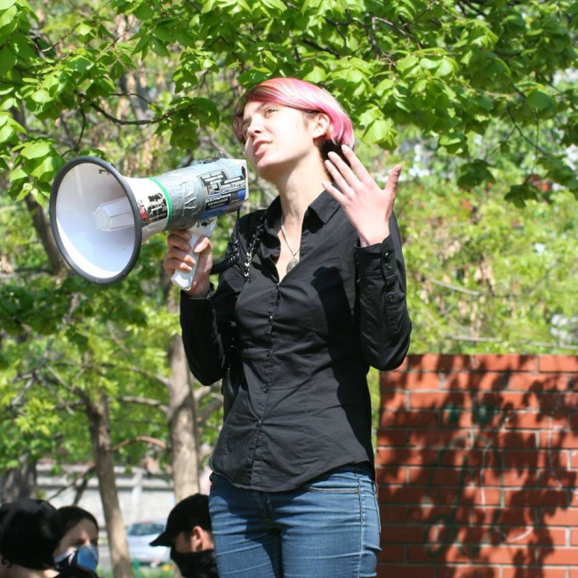 «Вали в свой Крым и там ругайся» «Вали в свой Крым и там ругайся»