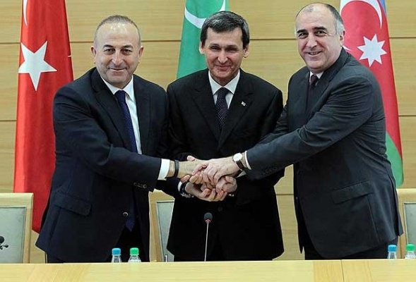 Главы МИД Турции, Азербайджана и Туркмении подписали совместную декларацию Главы МИД Турции, Азербайджана и Туркмении подписали совместную декларацию