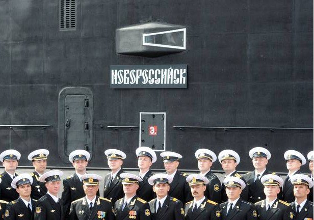 СМИ: Испания вызвала гнев Лондона, пустив в свой порт подлодку РФ СМИ: Испания вызвала гнев Лондона, пустив в свой порт подлодку РФ