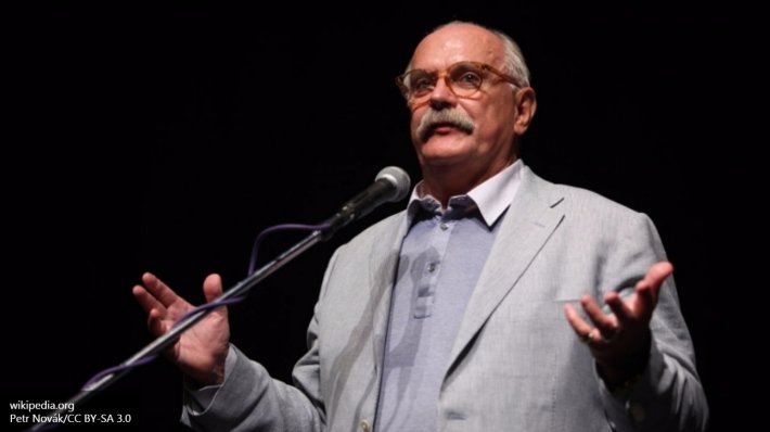 Михалков сравнил Украину, запретившую ему въезд, с нацистской Германией Михалков сравнил Украину, запретившую ему въезд, с нацистской Германией