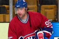 Скандал: известный советский хоккеист незаконно получал пособия в США