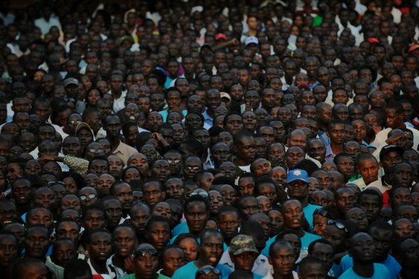 ЕС введет санкции против Прибалтики за отказ принимать беженцев