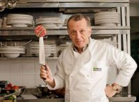 Украинский бизнесмен, проклинавший Путина и Россию, открывает ресторан в Москве