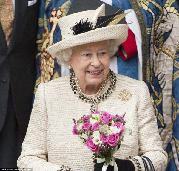 СМИ: исламисты хотят убить королеву Британии