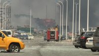 ЧП в китайском Тяньцзине: новые взрывы вызвали крупный пожар