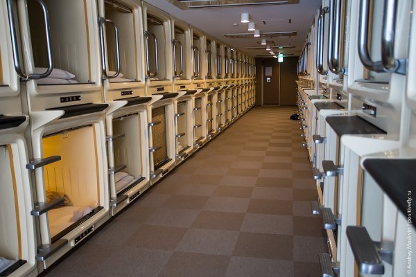 Моя жизнь в капсуле. Япония, Токио.