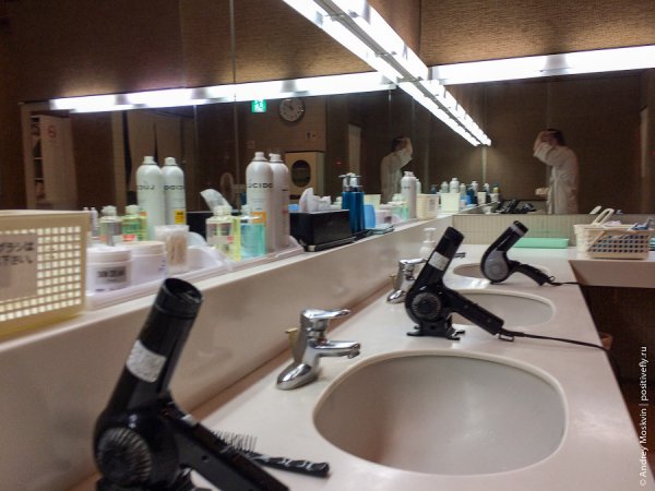 Моя жизнь в капсуле. Япония, Токио.