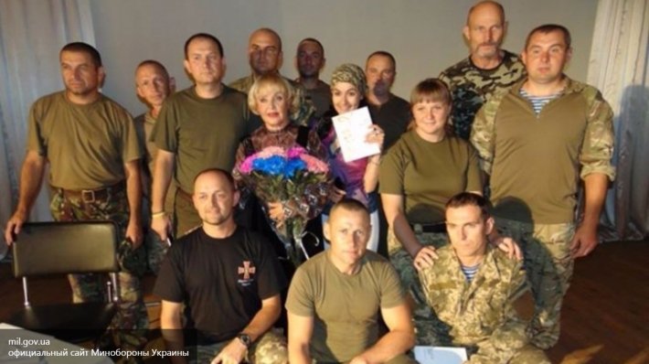 На актрису Аду Роговцеву завели дело за сборы на АТО На актрису Аду Роговцеву завели дело за сборы на АТО