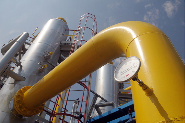 ЛНР достроила брошенный Украиной газопровод; Новороссия достроит брошенную Украину