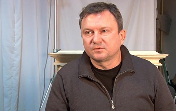 Насральный встретился с дипломатами США в костромском ресторане «Дудки» Насральный встретился с дипломатами США в костромском ресторане «Дудки»