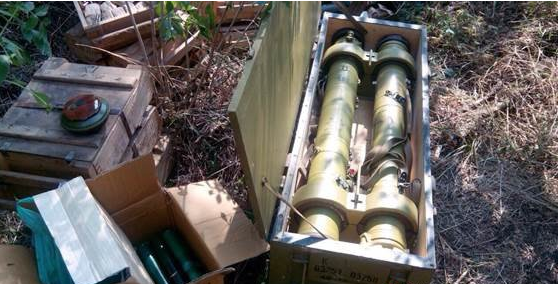 СБУ обнаружила очередной схрон с оружием под Артемовском СБУ обнаружила очередной схрон с оружием под Артемовском