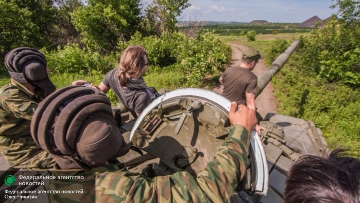 Особенности информполитики Киева: в Донбассе теперь вербуют в ИГ