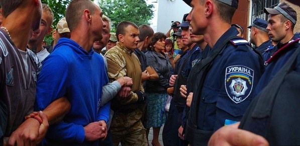 Саакашвили дал указание паковать одесских радикалов Саакашвили дал указание паковать одесских радикалов