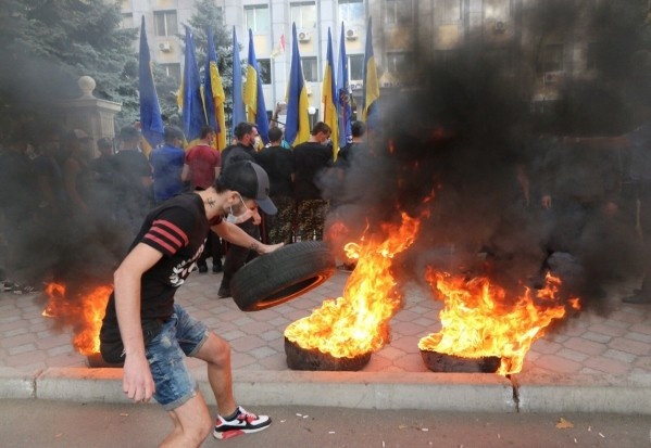 Саакашвили дал указание паковать одесских радикалов Саакашвили дал указание паковать одесских радикалов