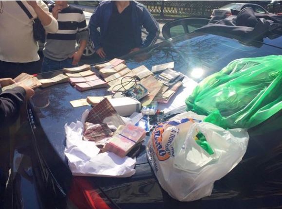 Главу Госслужбы занятости задержали на взятке – СБУ