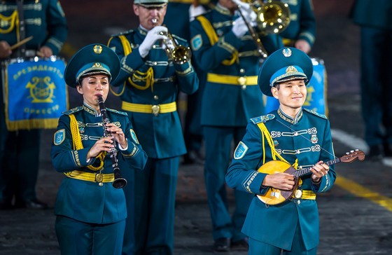 Снайперы уже на крышах? Юрий Селиванов Снайперы уже на крышах? Юрий Селиванов