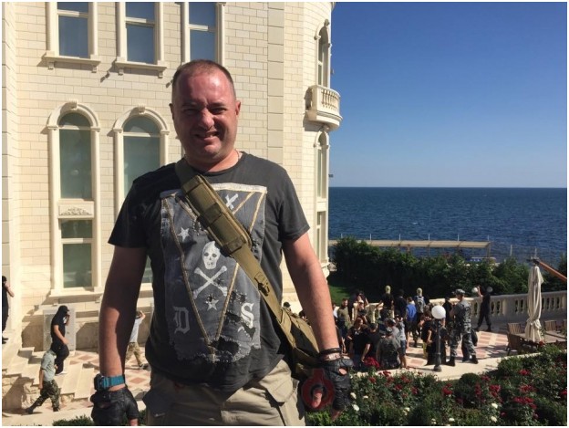 Снайперы уже на крышах? Юрий Селиванов Снайперы уже на крышах? Юрий Селиванов