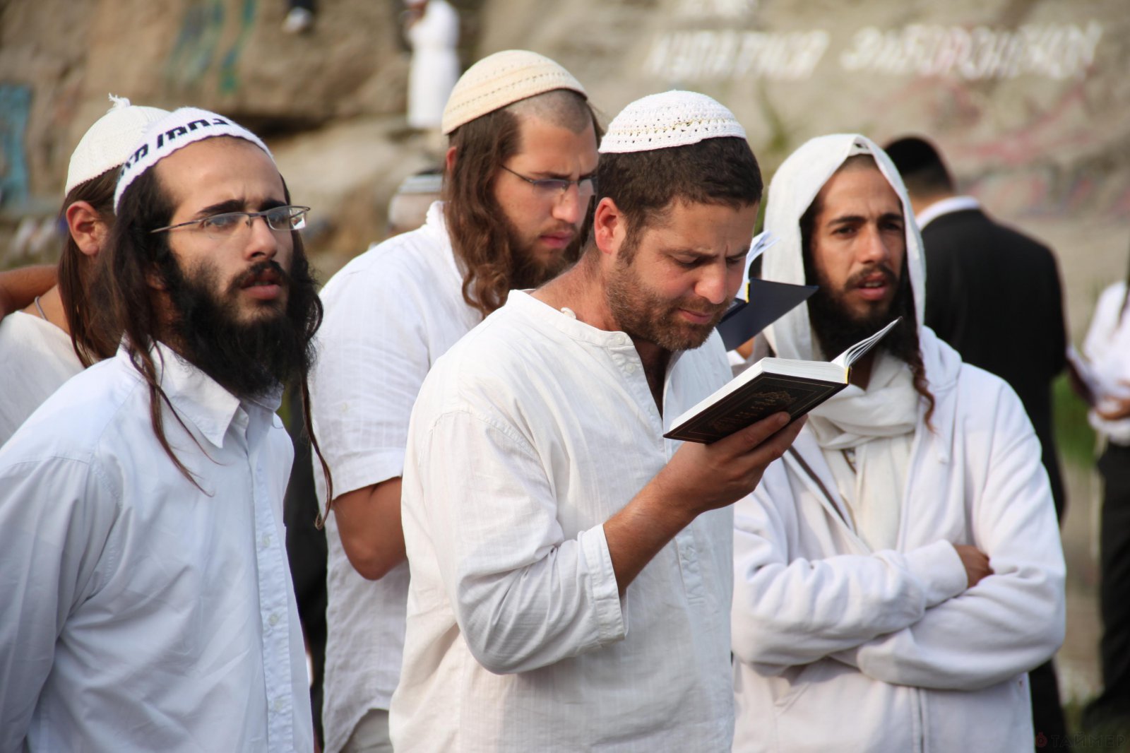 Паломничество хасидов в Умань: Зачем евреи едут в Украину Паломничество хасидов в Умань: Зачем евреи едут в Украину