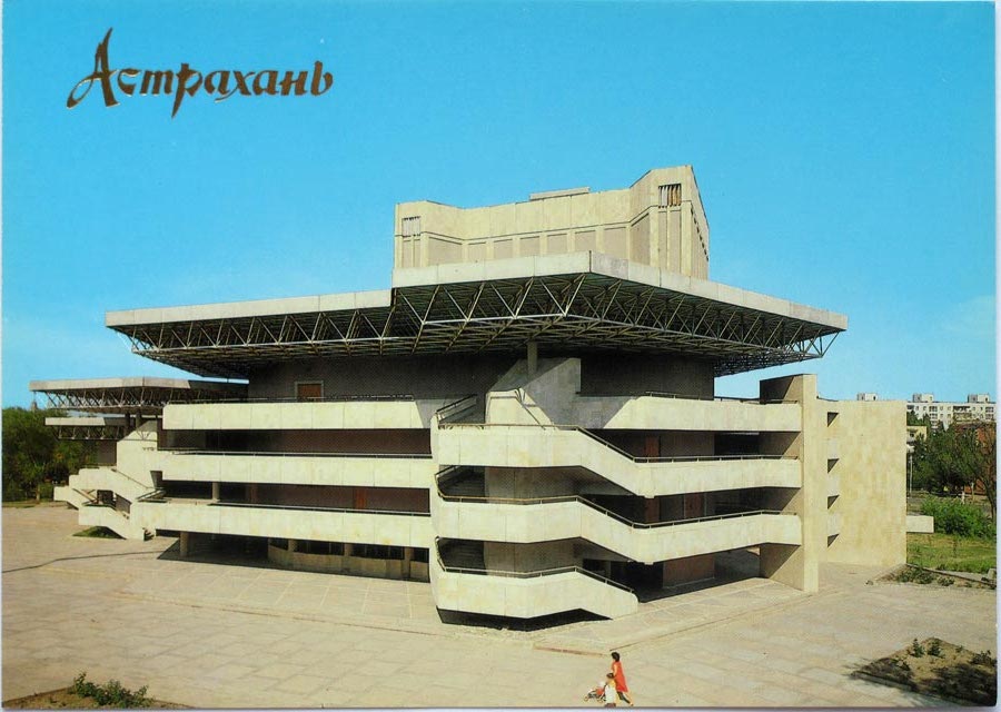 Путин - как Брежнев, только лучше. Путин - как Брежнев, только лучше.