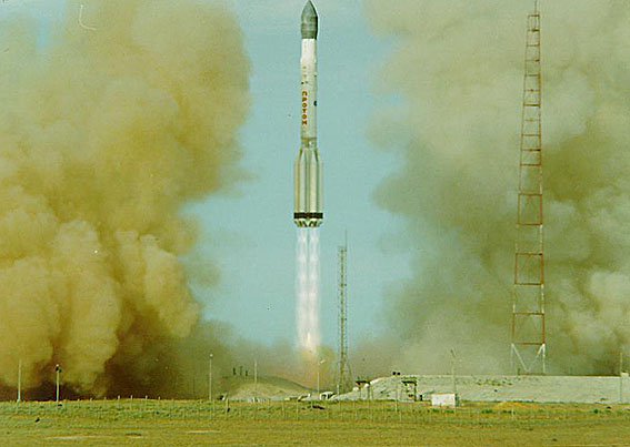 "Протон" со спутником связи "Экспресс-АМ8" успешно стартовал с Байконура "Протон" со спутником связи "Экспресс-АМ8" успешно стартовал с Байконура