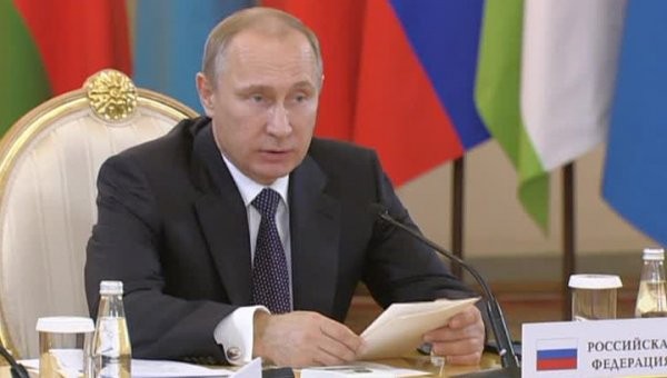 Путин обещал поддержку Дамаску в борьбе с ИГ Путин обещал поддержку Дамаску в борьбе с ИГ