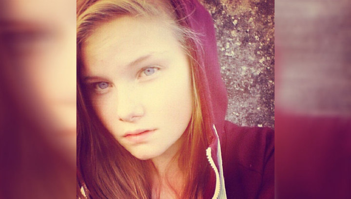 15-летняя девочка зарезала мать, насмотревшись видео "ИГ" 15-летняя девочка зарезала мать, насмотревшись видео "ИГ"