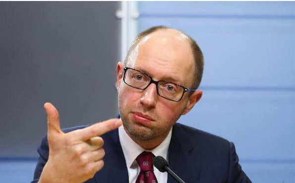 В Израиле отказались считать Яценюка евреем В Израиле отказались считать Яценюка евреем