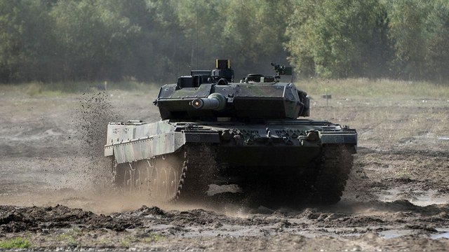 Focus: У немецких «Леопардов» нет шансов против российских танков Focus: У немецких «Леопардов» нет шансов против российских танков