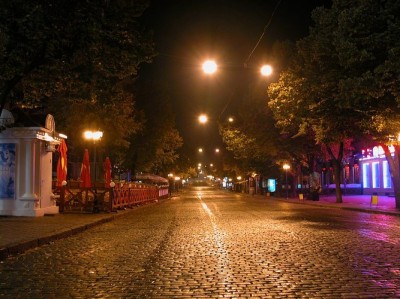 В Одессе новый взрыв: взорвана граната в парке «Юность» В Одессе новый взрыв: взорвана граната в парке «Юность»