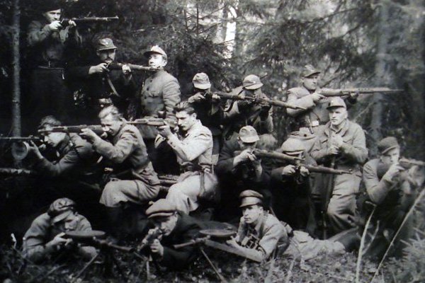 ЕС. Героизация нацистов