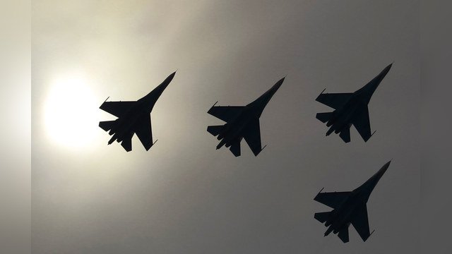 Daily Express: Авиабаза поможет России удержать «непредсказуемую» Белоруссию